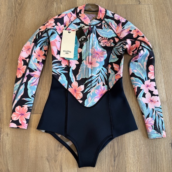Billabong Other - NWT BILLABONG Women's 2/2 Salty Dayz Spring Suit Size‎ X-Small US 2